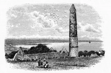 Runder Turm und Ruinen der St. Declan